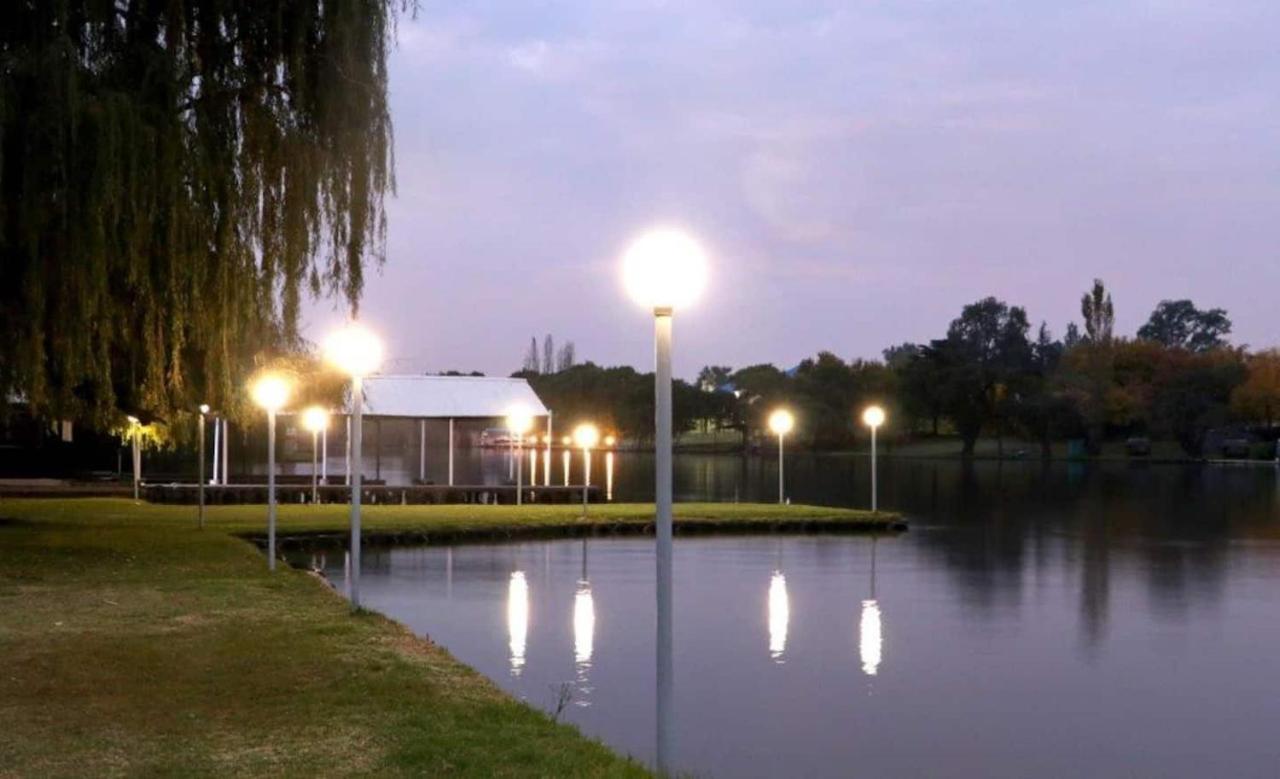 Vaal River House @ Lochvaal Villa Vanderbijlpark Esterno foto